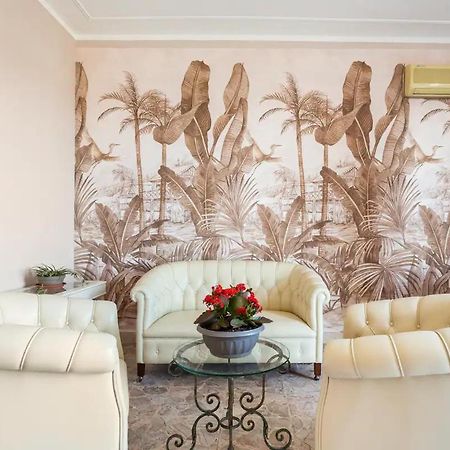 Top Floor Apartment Near Historic Fortino Catania Luaran gambar
