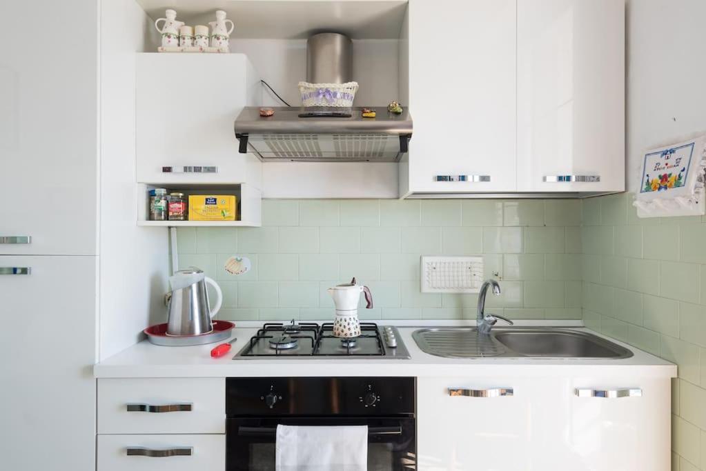Top Floor Apartment Near Historic Fortino Catania Luaran gambar