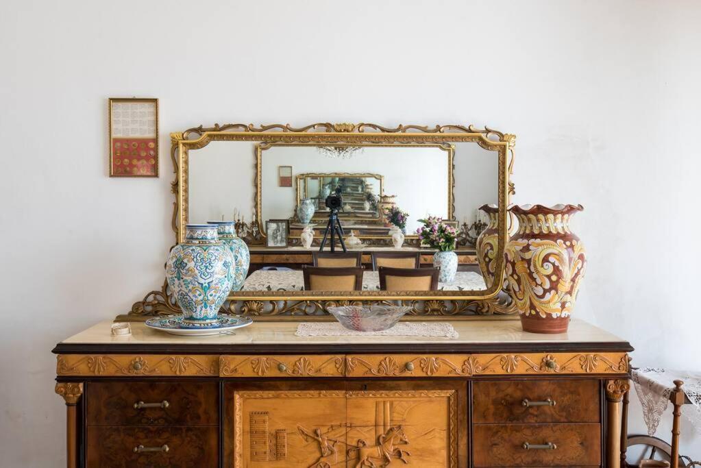 Top Floor Apartment Near Historic Fortino Catania Luaran gambar